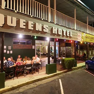 https://queens-hotel-innisfail.queenslandhotels.net