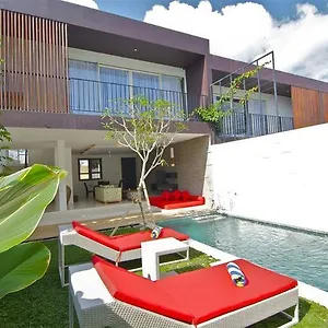 https://jays-villas-bali.hotelsseminyak.net