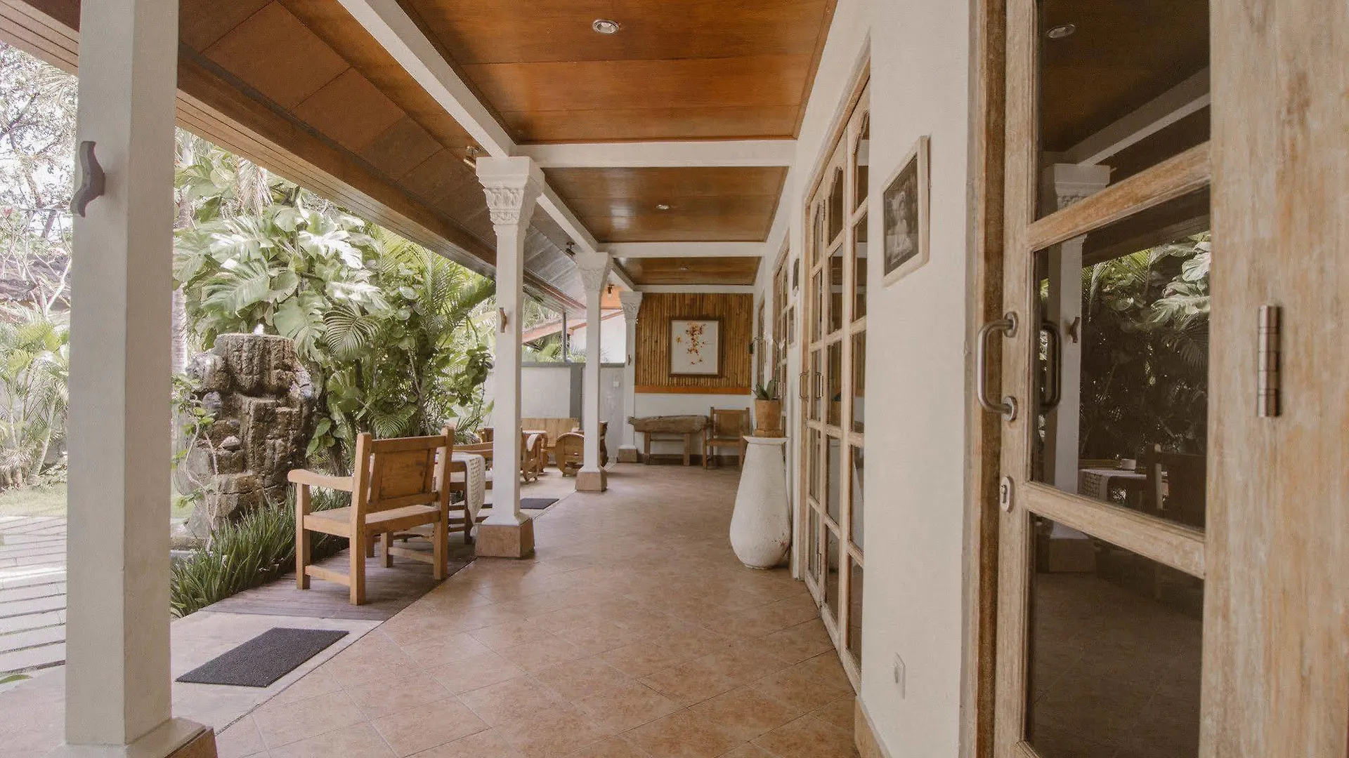 Bale Seminyak Bed and Breakfast