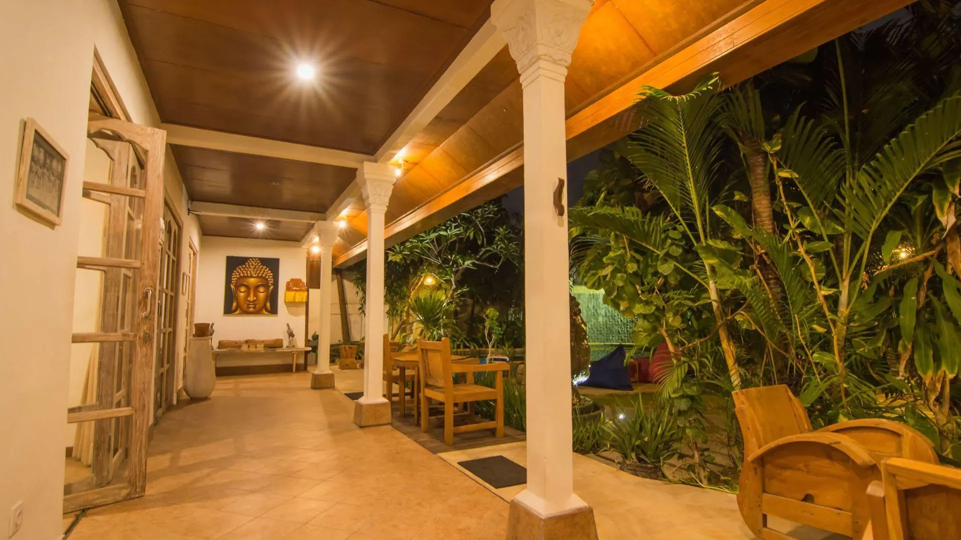 Bale Seminyak Bed and Breakfast Indonesien